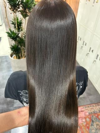 ロング 新田 修司のヘアスタイル