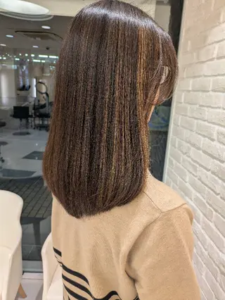 ロング カラー 佐々木 萌のヘアスタイル