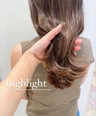 カラー K-two谷町❄️ hinaのヘアスタイル