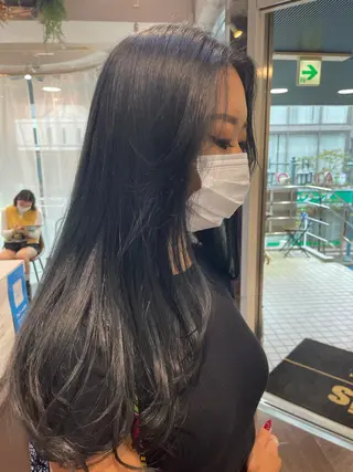 ロング カラー 個性派ネイル 🌼 ハルカ ♡の眉毛・アイブロウイメージ