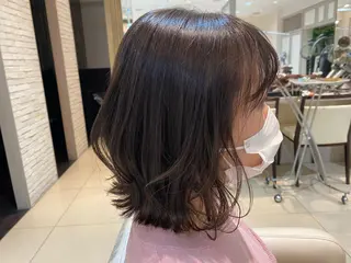 ミディアム カラー 似合う髪型見つけます AYAKAのヘアスタイル
