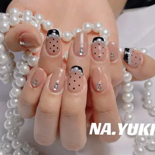 ネイル 🦋 Queenieのネイルデザイン