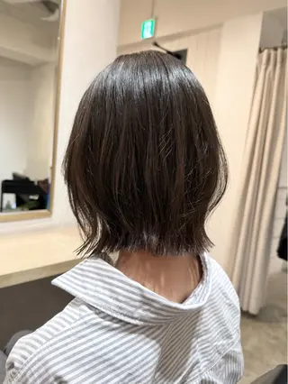 ミディアム 伊藤 まみのヘアスタイル