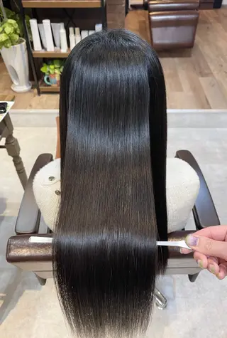 ロング カラー 髪質改善で 憧れの潤艶美髪にのヘアスタイル
