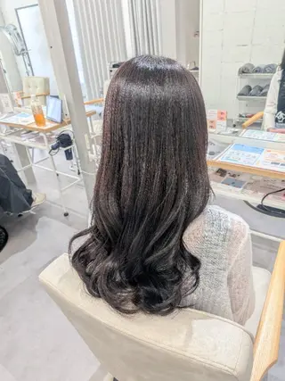 ロング 椎名 紗愛のヘアスタイル