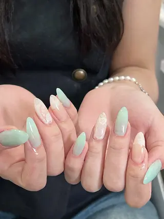 ネイル Ugirl Nail Pinpin🤍のネイルデザイン