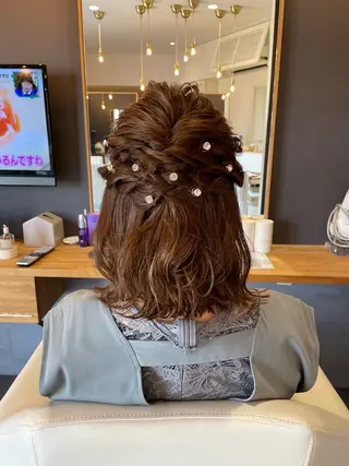 ミディアム CoCooN Hiromiのヘアスタイル