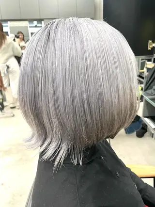 セミロング カラー インナーカラー 推し ブリーチ 髪質改善のヘアスタイル