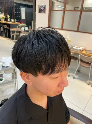 ショート メンズ 岩崎 唯人のヘアスタイル