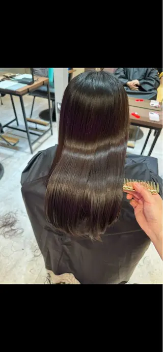セミロング 高田 有里子のヘアスタイル