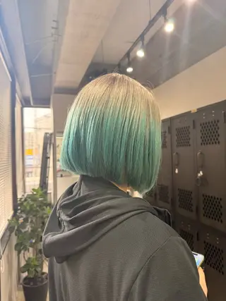カラー ルシ🎨/ハイトーン 個性派/グレージュのヘアスタイル