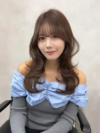 ロング カラー レイヤー／ハイトーン 🍎森貝洋亮🍎のヘアスタイル