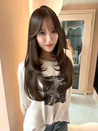 ロング レイヤーカット🫧 🎀Tomoka🎀のヘアスタイル