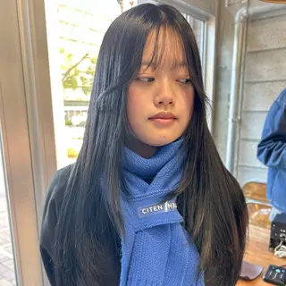 カラー カエデ🦔 カットモデルのヘアスタイル