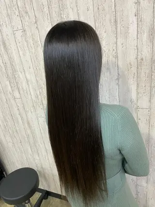 ロング 勝河 怜楊のヘアスタイル