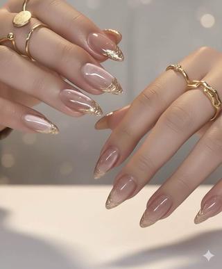 ネイル M.Queenネイル サロン天神今泉店のネイルデザイン