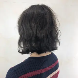 ミディアム iroa+color 鶴見店のヘアスタイル