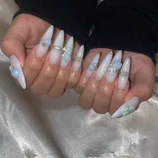 ネイル la vie Luire ｱｽｶのネイルデザイン