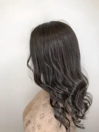 セミロング カラー 【透明感、艶髪】西村 有司のヘアスタイル