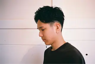 メンズ 足立 悠輔のヘアスタイル