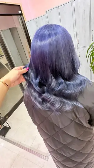 セミロング カラー 町田ブリーチ特化 MANATOのヘアスタイル