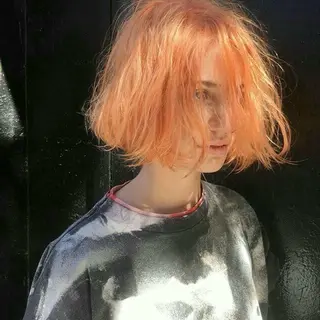 カラー momona english okのヘアスタイル