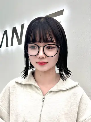 ショート カラー ヘアアレンジ 縮毛矯正🤍 ボブ/ HIKARIのヘアスタイル