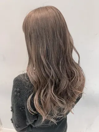 ロング カラー 🦖鶴岡 香純🦖のヘアスタイル