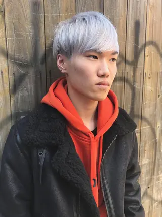 ショート カラー メンズ 山下 亮輔のヘアスタイル