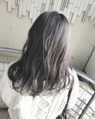 セミロング カラー 🍊新宿南口🍊 ERINAのヘアスタイル