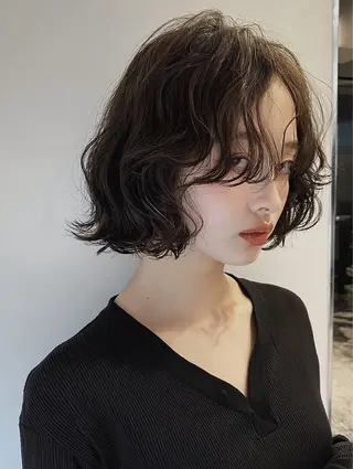 ショート パーマ 透明感カラー／レイヤ ーカット藤村雄大✄﻿のヘアスタイル