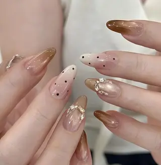 ネイル エリ🫧 nail池袋東口のネイルデザイン