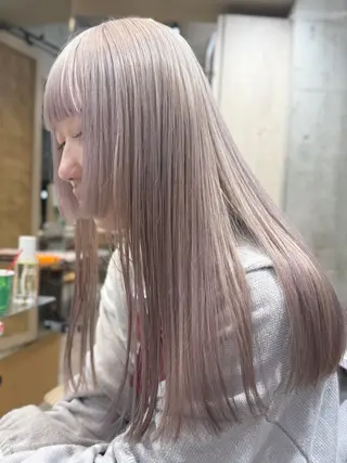ロング カラー 失敗しないハイトーン ✨ミルクティー/ミワのヘアスタイル