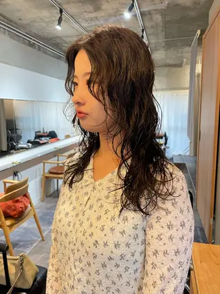 ミディアム カラー パーマ 土川 陽菜のヘアスタイル