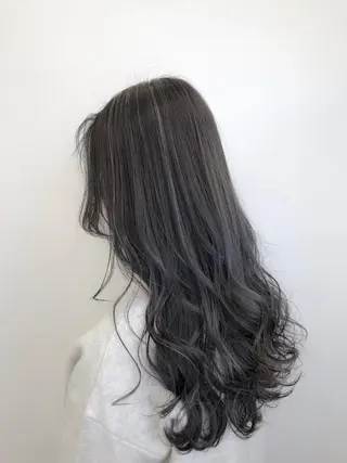 セミロング カラー 【透明感、艶髪】西村 有司のヘアスタイル