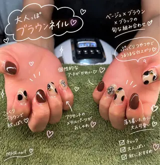 ネイル MHR nailのネイルデザイン