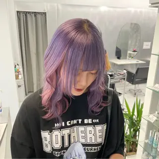 セミロング ハイトーン特化🎀 LEONのヘアスタイル