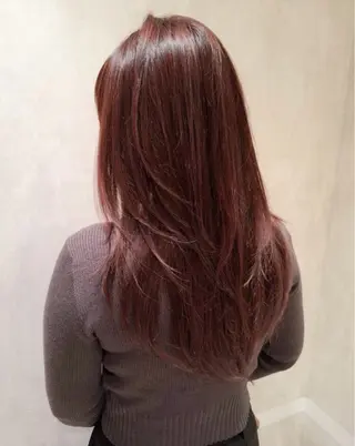 ロング 片野 愛梨のヘアスタイル
