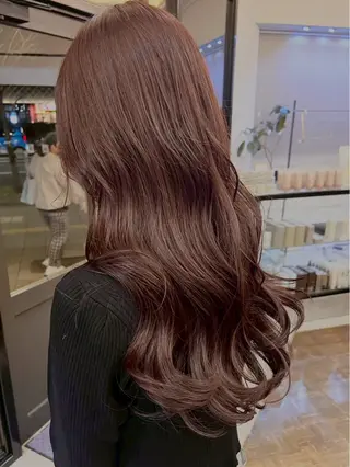 ロング カラー 森 彩夏のヘアスタイル