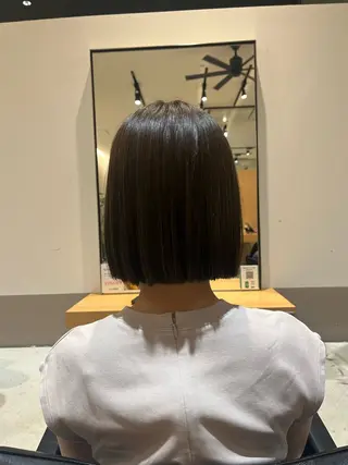 ショート ブリーチ/ ダブルカラー/ツバキのヘアスタイル
