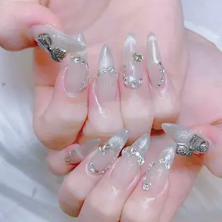 ネイル anh nail anne🤍のネイルデザイン