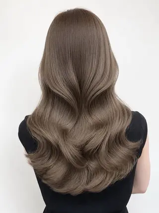 カラー maison ema 💎五十嵐春花のヘアスタイル