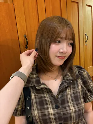 ミディアム カラー Rio/池袋/ レイヤーカットのヘアスタイル