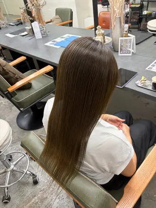 カラー nico 麻生 ミユのヘアスタイル
