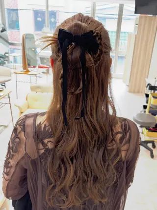 ヘアアレンジ ナチュラルヘア🦋 のの  YECCAのヘアスタイル