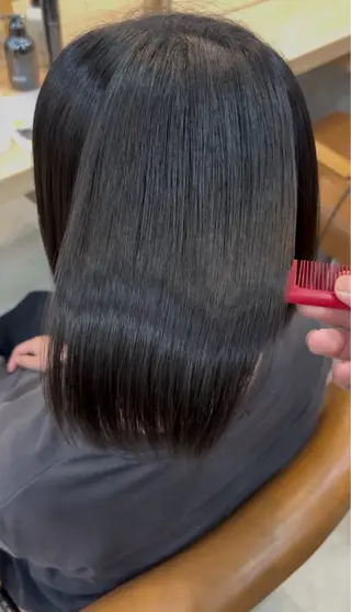ミディアム 八尋 悠希のヘアスタイル