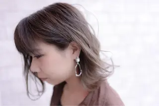 ショート カラー 信原 獎人のヘアスタイル