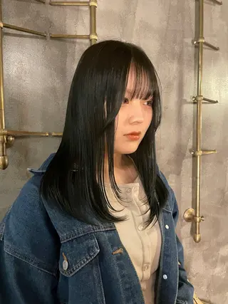 ミディアム カラー パーマ ヘアアレンジ くびれレイヤー/艶 カラー　MADOKAのヘアスタイル