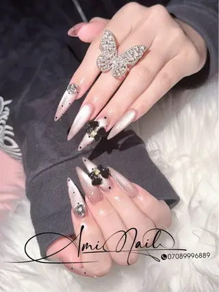 ネイル Ami Nailsのネイルデザイン