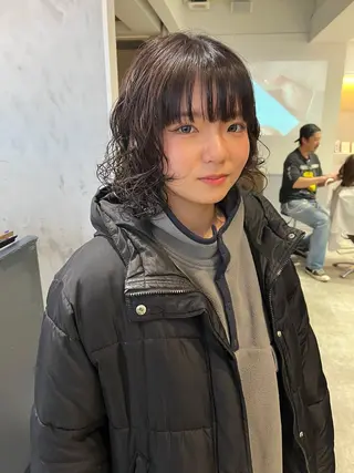 ミディアム パーマ SIKI yuuna レイヤーカット🪽のヘアスタイル